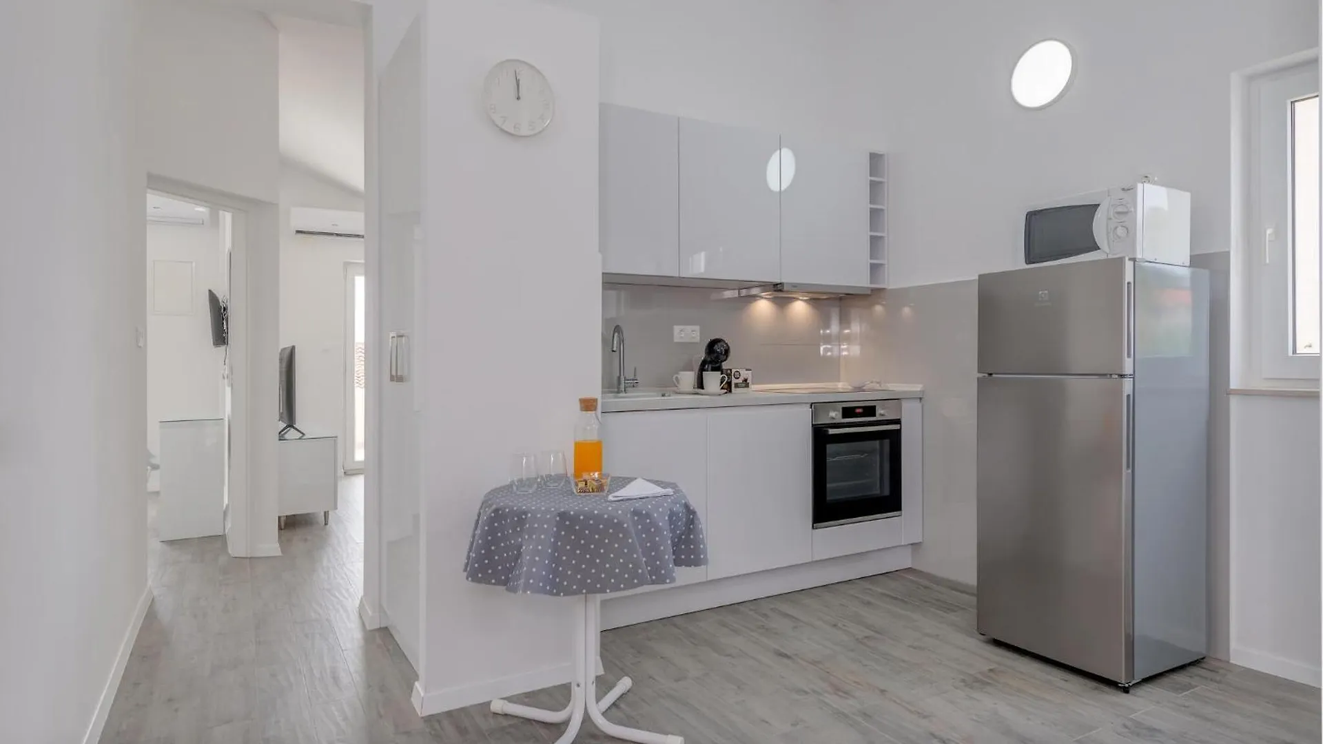 1 Bedroom Stunning Apartment In Trogir