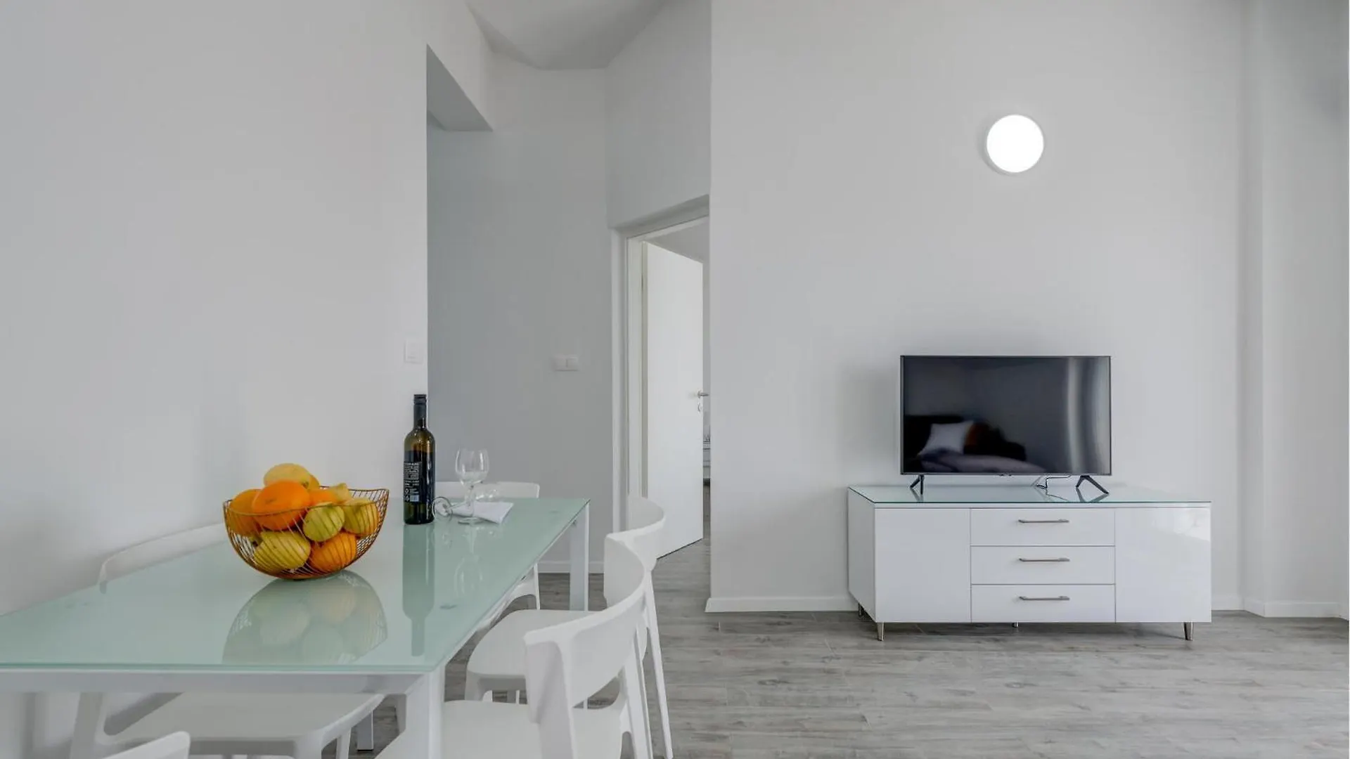 1 Bedroom Stunning Apartment In Trogir