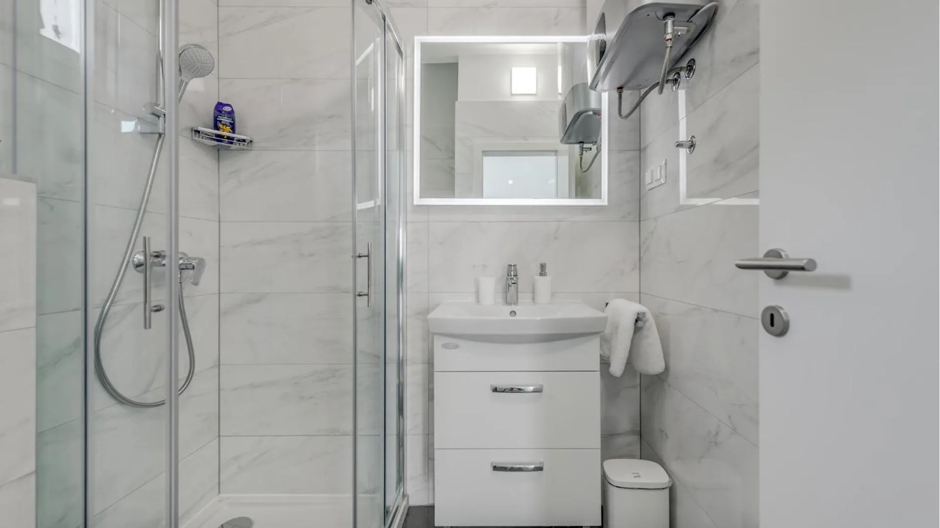 1 Bedroom Stunning Apartment In Trogir